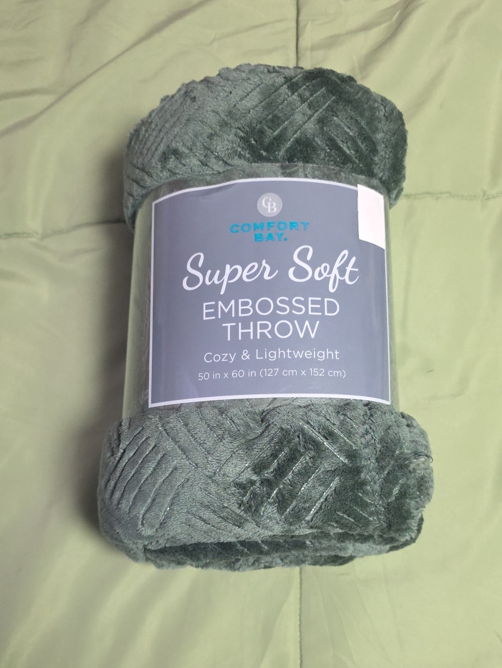Comfort Bay Super Soft Embossed Throw - Sage